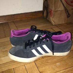 Adidas navy sneakers